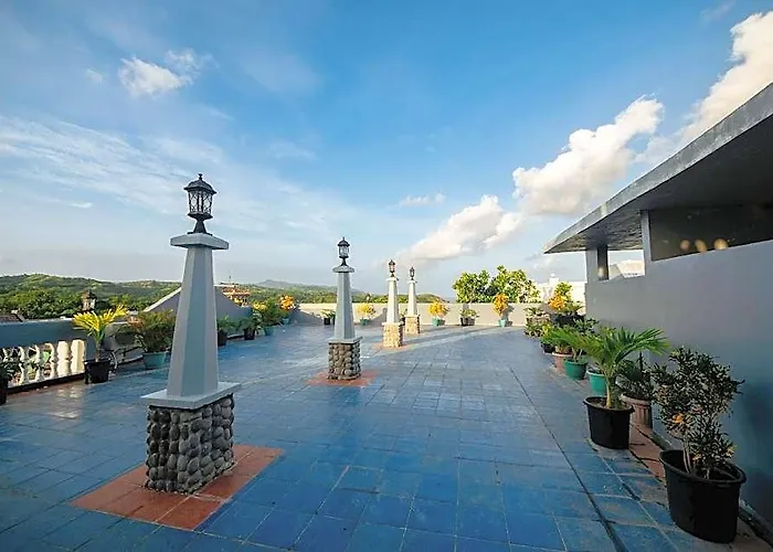 Reddoorz @ Pension Ivatan Batanes