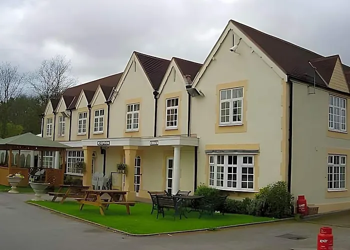 Gables Hotel And Restaurant