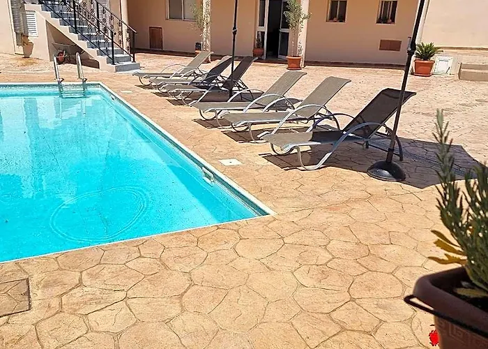 Potamos Guest House