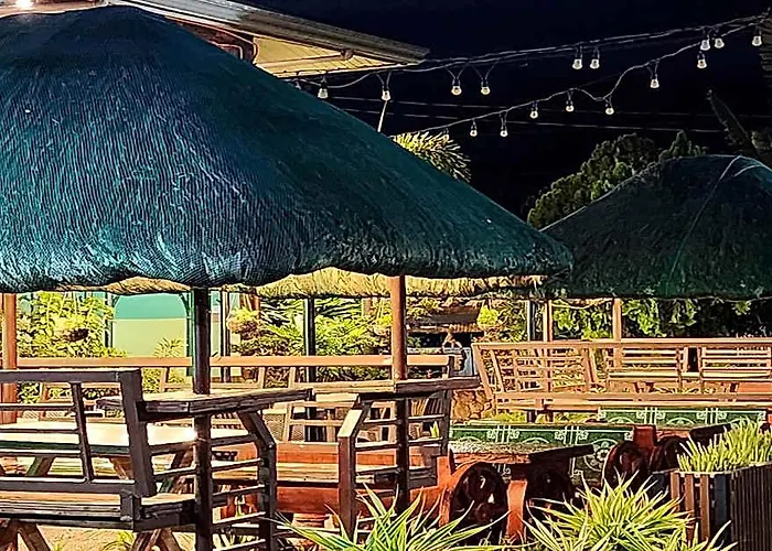 Green Meadows Hotel & Restaurant