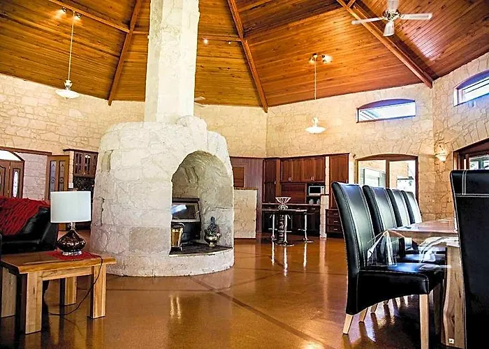 Harmony Forest Lake Side Lodge