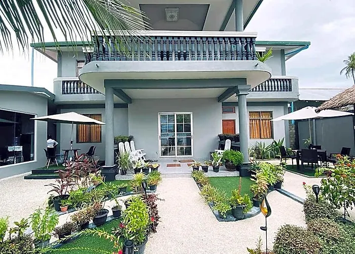 Ekefaru Inn Maldives