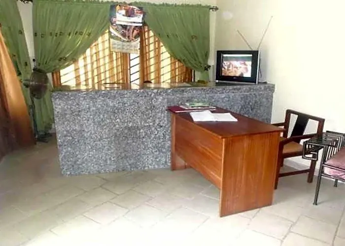 Liz Ani Hotel