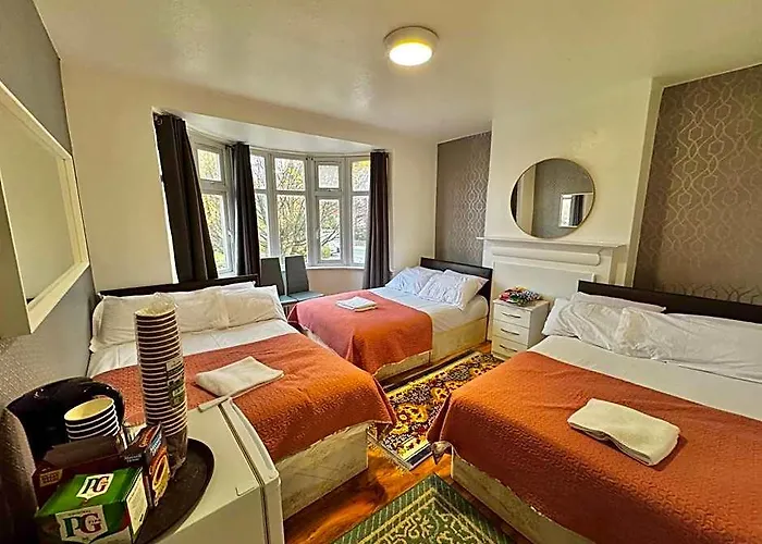 Twin Tower Hotel