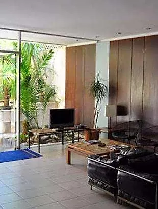 Miami Hotel