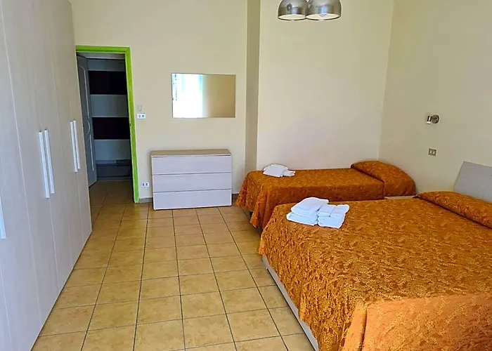 New Park Hotel