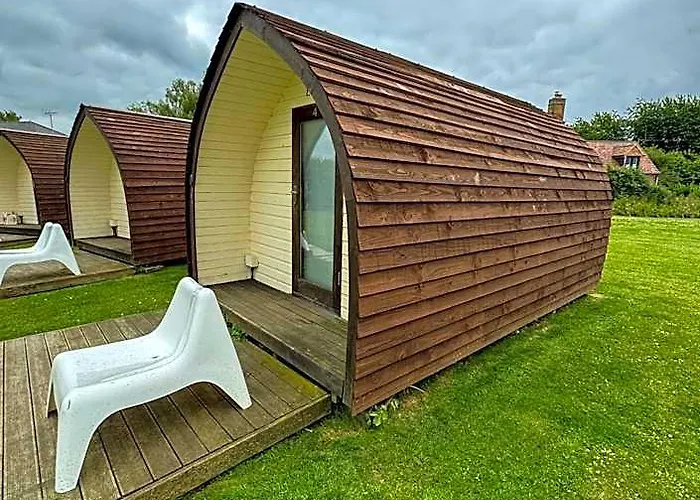 Rodway Hill Golf & Eco Pod Hotel