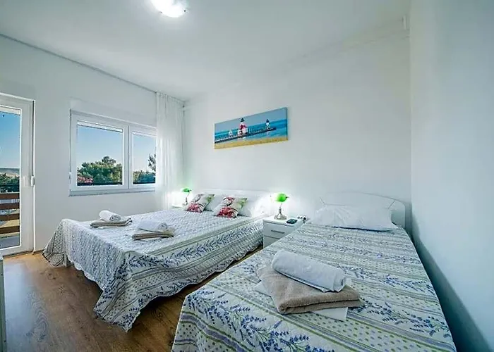 Hotel Riviera, Starigrad Paklenica