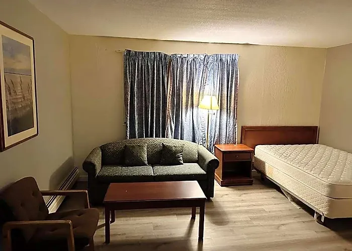 Uptown Motel