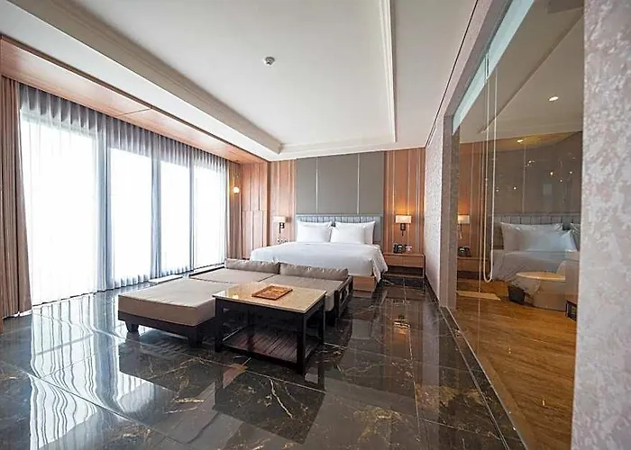 Prakerti Bhuana Hotel