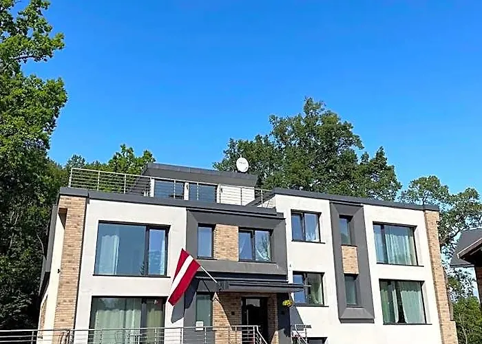 Hotel "Senleja"