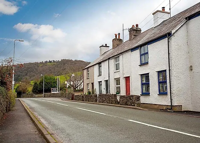 Conwyvalleylodge