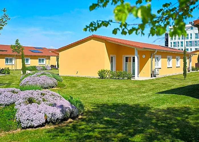 Voya Hotel