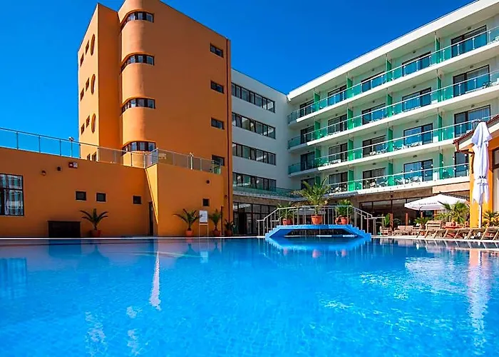 Hotel Saturn