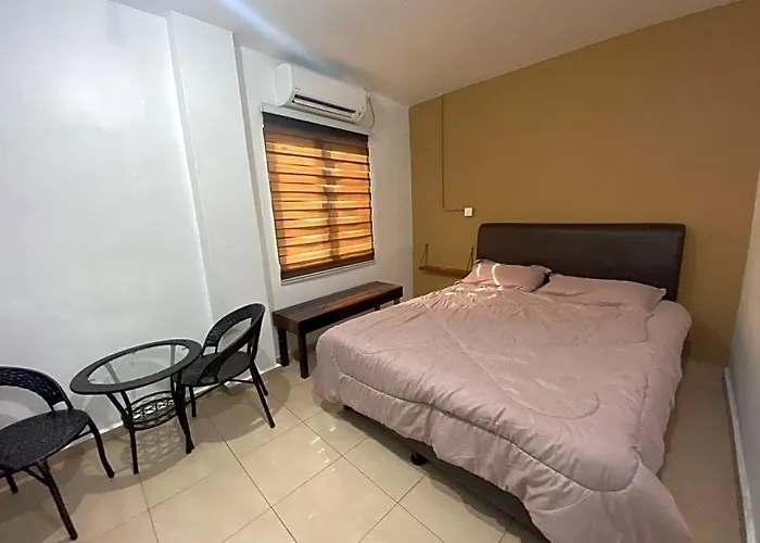 Oyo 90857 Hotel Kong Jing