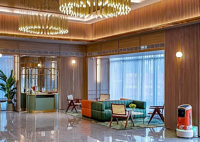 Orange Hotel Changde Railway Station Happy Town