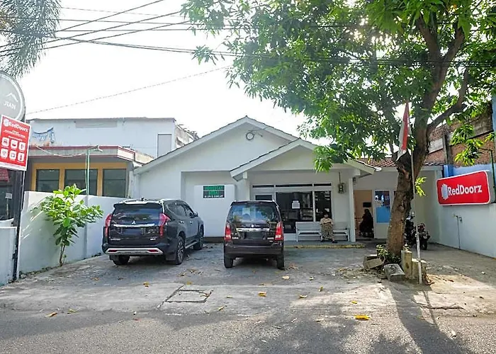 Reddoorz Syariah @ Griya Merbotan Demak