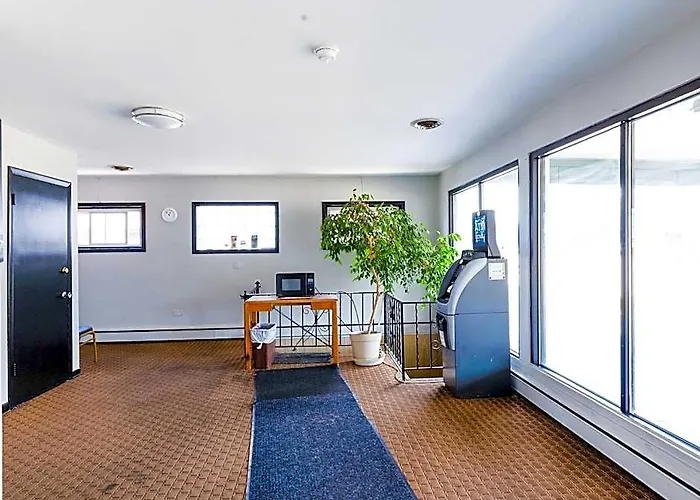 Manor Motel By Oyo Near Oak Brook Chicago Westchester