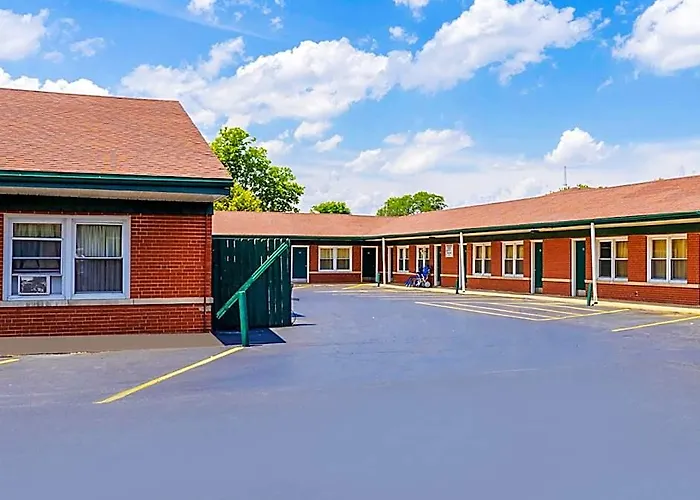 Manor Motel By Oyo Near Oak Brook Chicago Westchester
