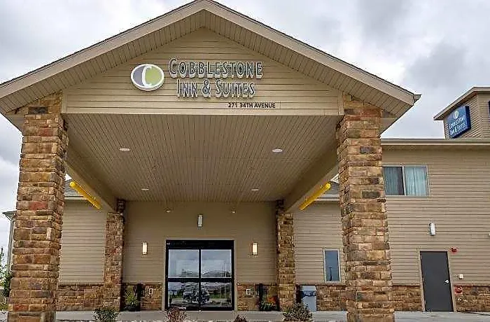 Cobblestone Inn And Suites Sheldon
