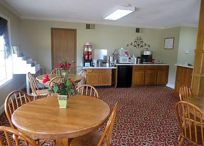 Honeysuckle Inn
