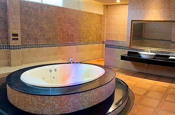 Wei Feng Motel Pingtung Branch