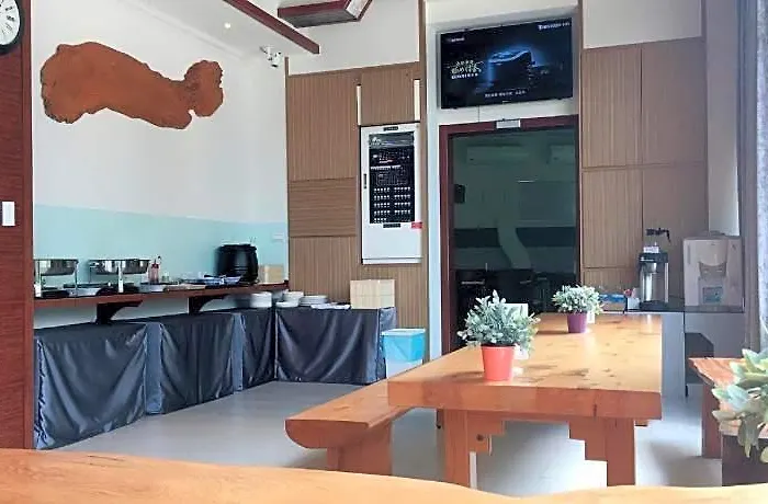 Wei Feng Motel Pingtung Branch