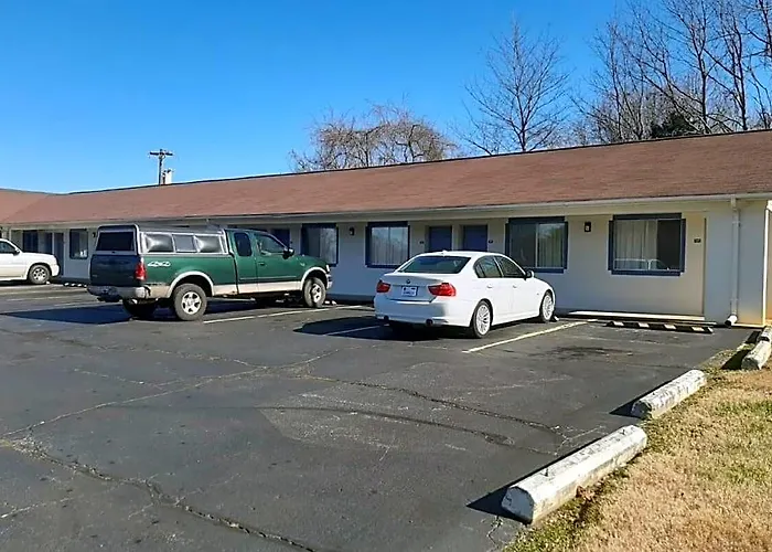 Oyo Hotel Jonesville Nc I-77