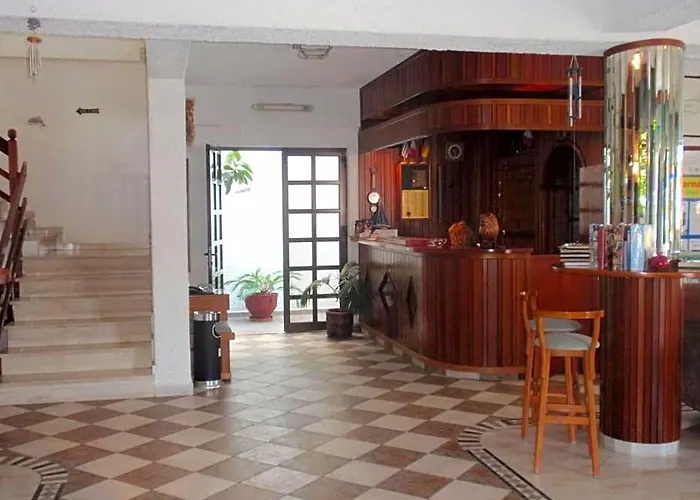 Fevro Hotel