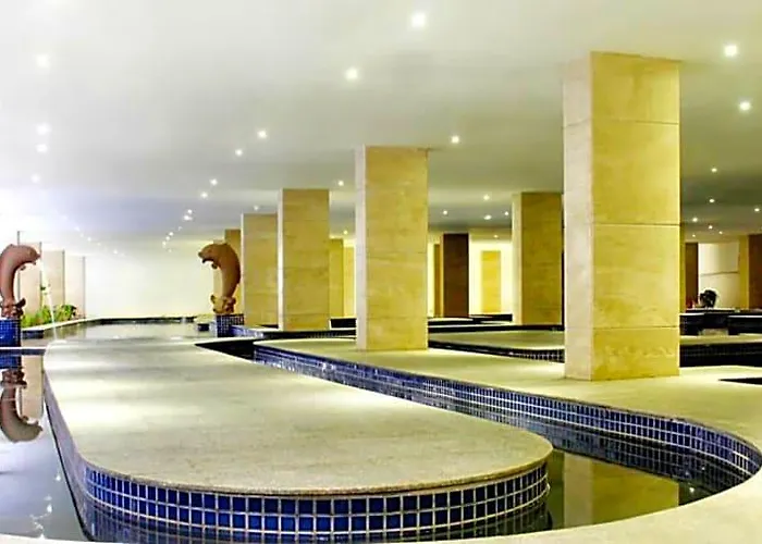 Dreamland Paradise Hotel