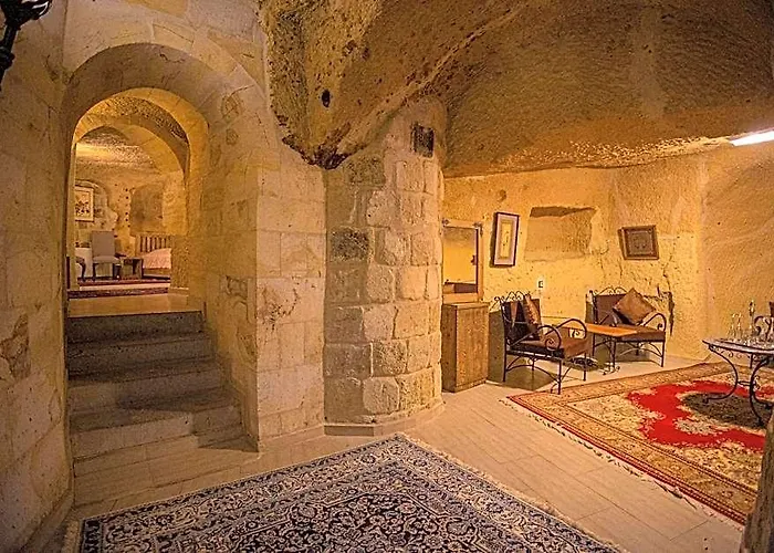 Pietra Cave Suites