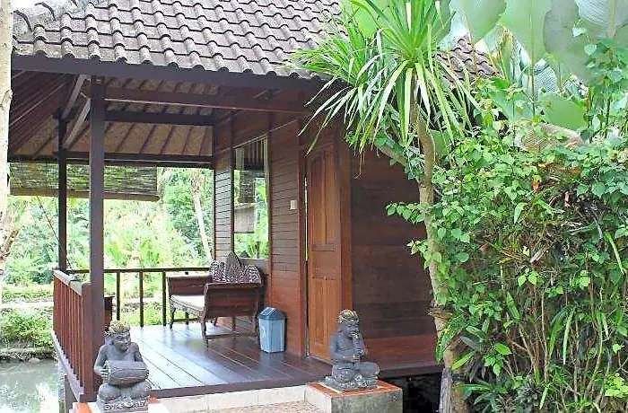 Tepi Sungai Guest House