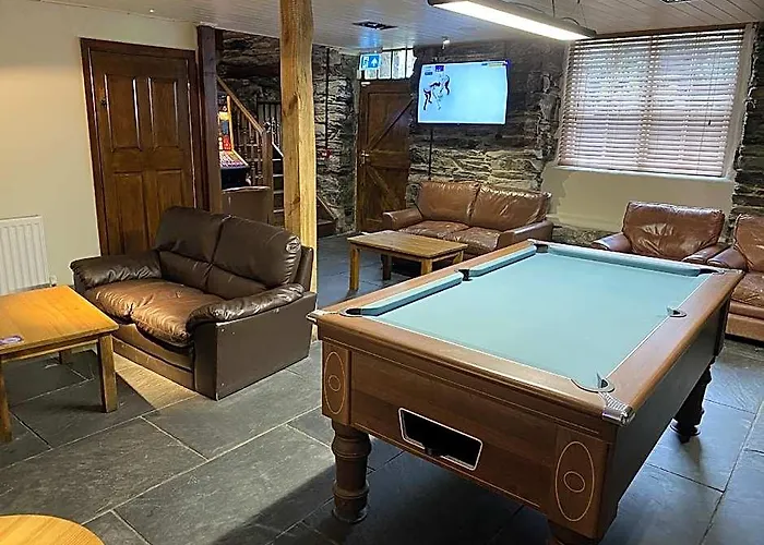 The Grapes Hotel