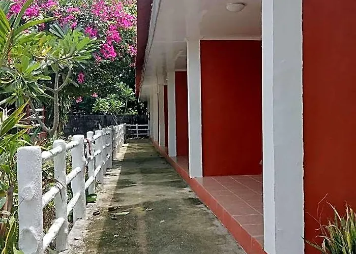Malapascua Beach & Dive Resort