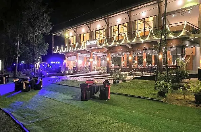 Riviera Resort