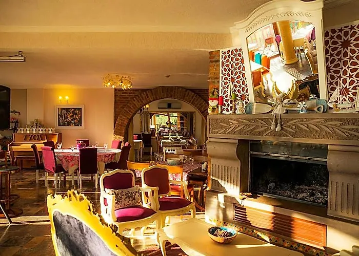 Aeneas Hotel