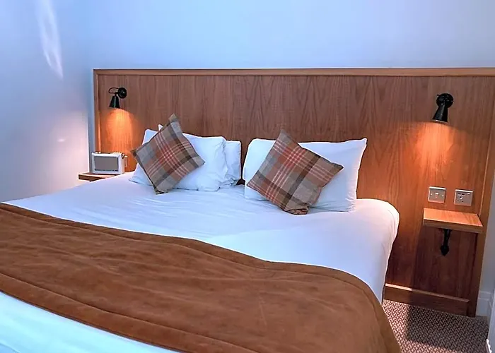 The Cross-Keys Hotel
