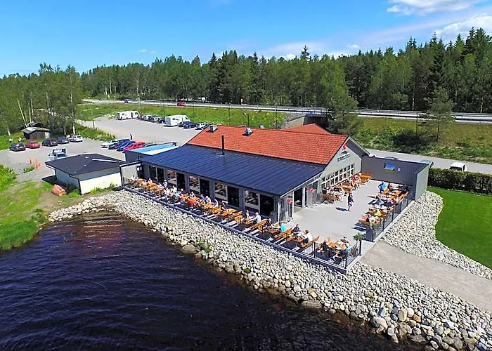 Lakelodge