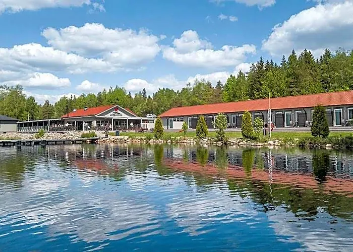 Lakelodge