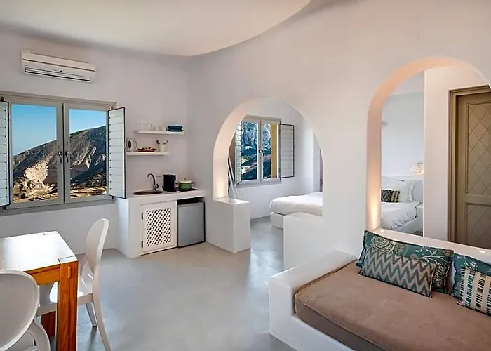 Skyfall Suites - Adults Only