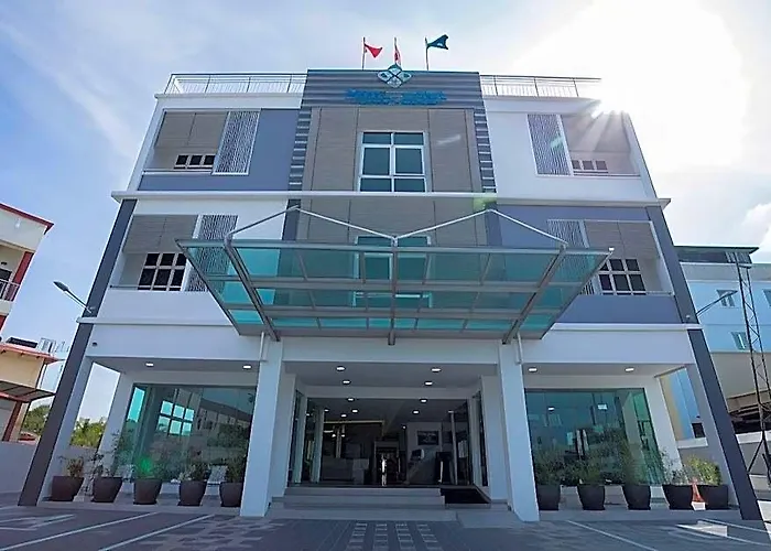 Hotel Adya Express Chenang