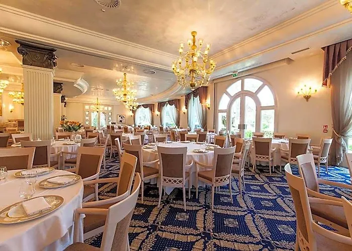 Palace Hotel