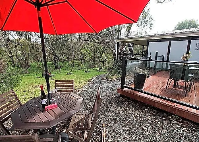 One Tree Bed And Breakfast