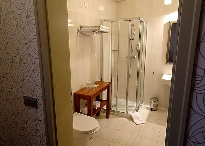 Hotel Mitra, Story Hotels