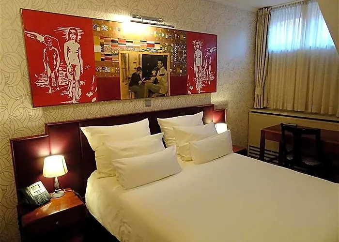Hotel Mitra, Story Hotels