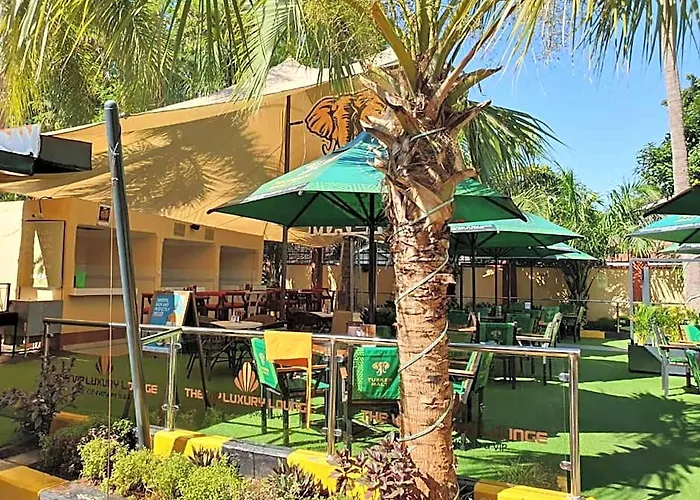 The Vip Luxury Lounge Hotel