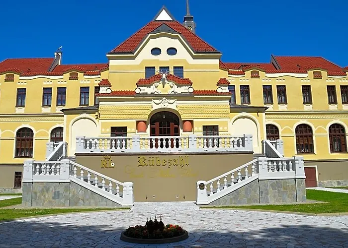 Ruebezahl Marienbad Luxury Castle Hotel Golf