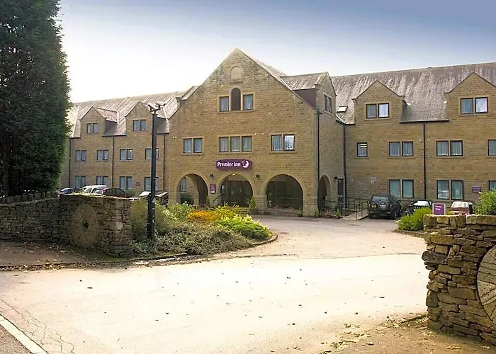 Premier Inn Huddersfield North