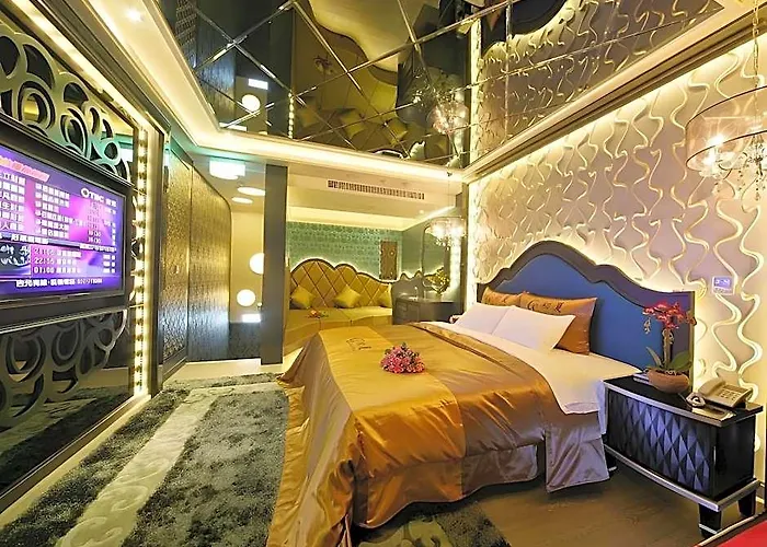 Yuan Motel