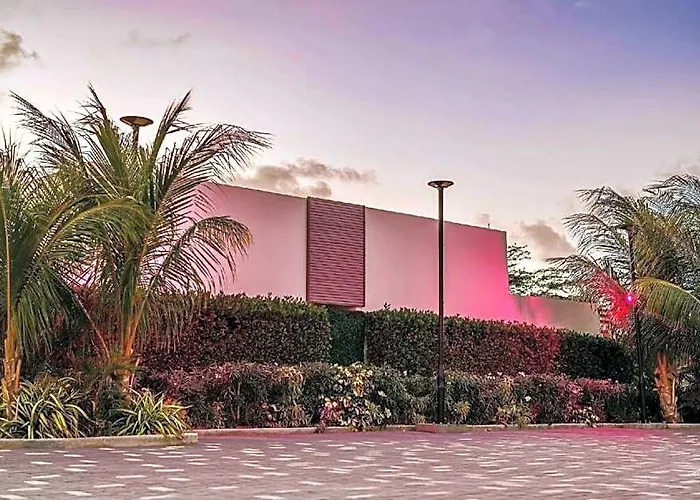 Privada Stays - Private Pools & Colorful-Chic Boutique Hotel